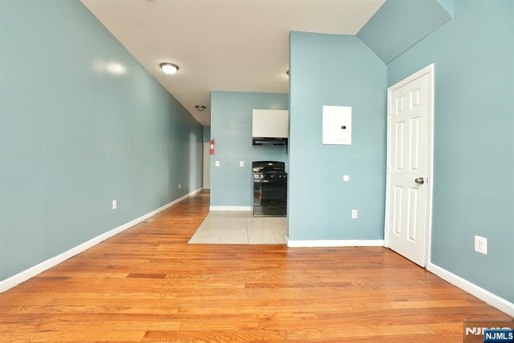 544 S 11th Street - Photo 2