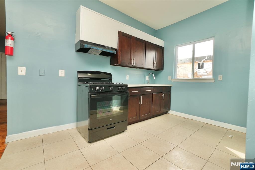 544 S 11th Street - Photo 5