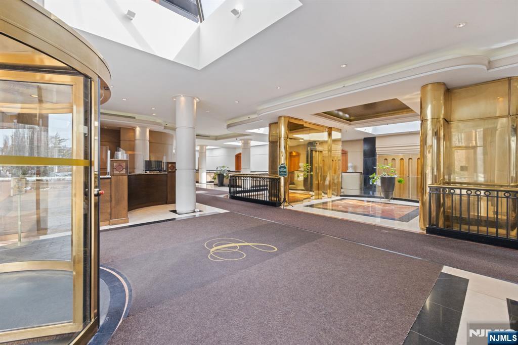 100 Carlyle #9DS, Cliffside Park, NJ 07010