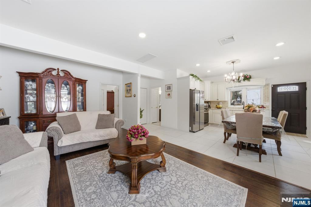 270 Baldwin Avenue — photo 37