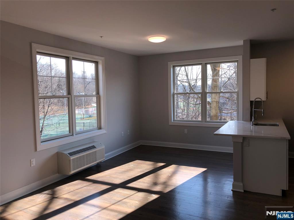 40 Park, #308, Park Ridge, NJ 07656 Listing Photo  7