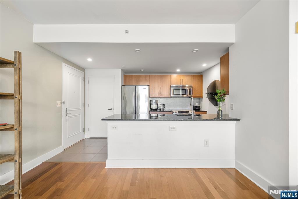 88 Morgan Street #4107