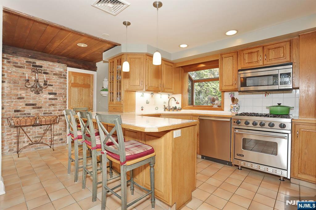 20 Spring Valley Road, Montvale, NJ, 07645