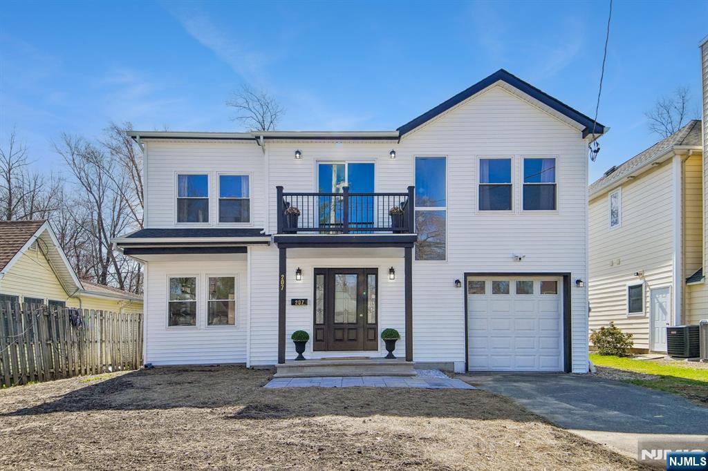 207 Lake Shore Drive - Photo 1