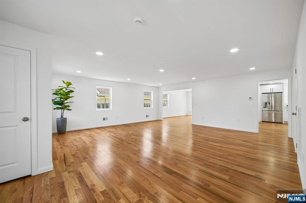 207 Lake Shore Drive