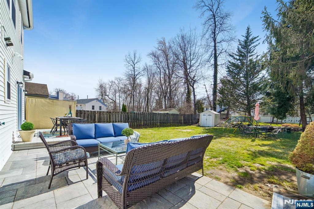 207 Lake Shore Drive