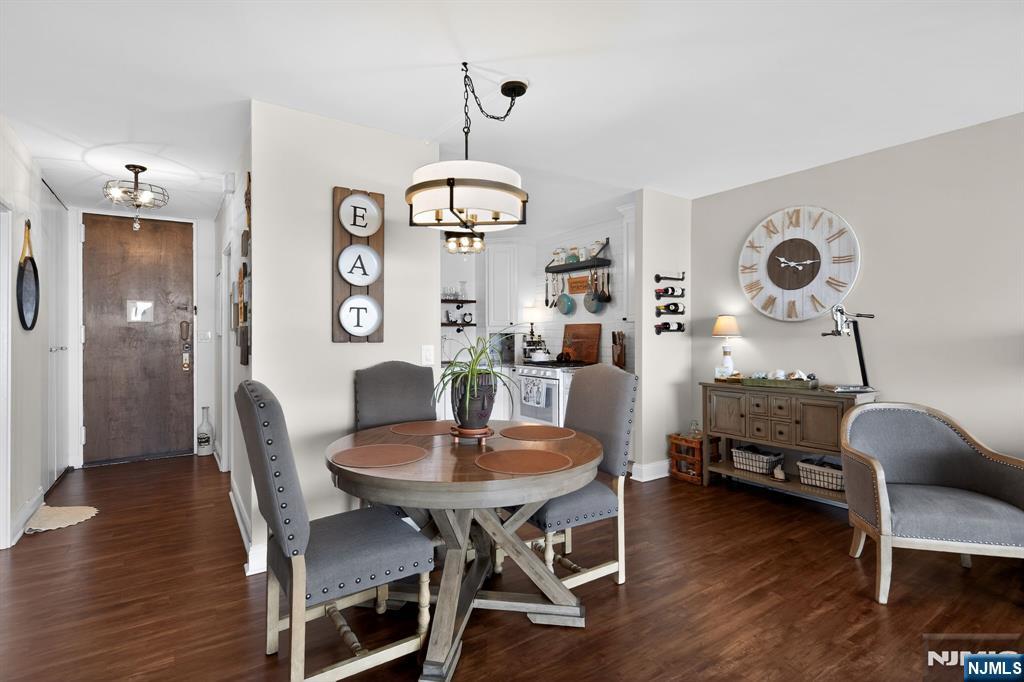 6 Horizon Road 1704 - Photo 2