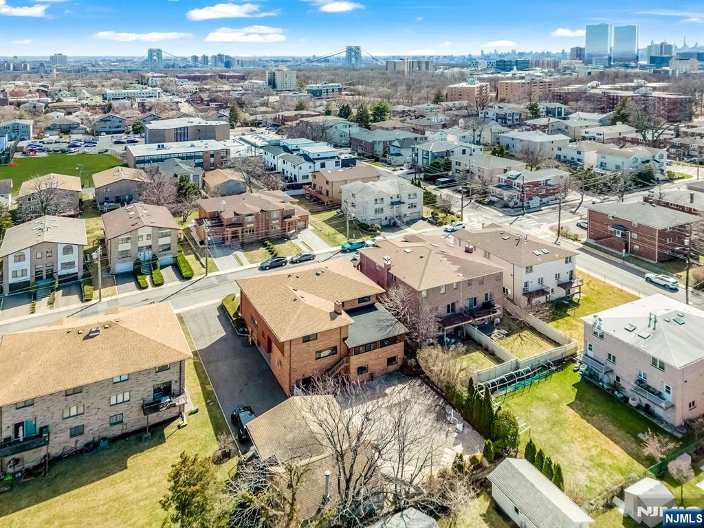 2413 Hammett Avenue - Photo 5