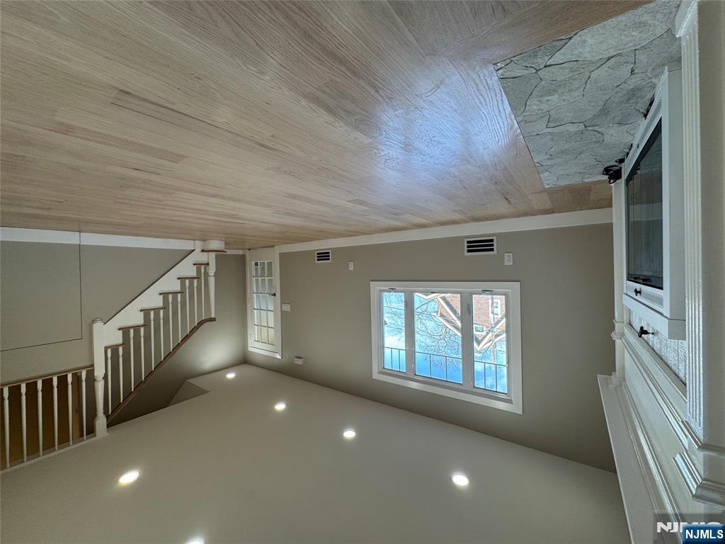 8 Dohrman Avenue - Photo 2