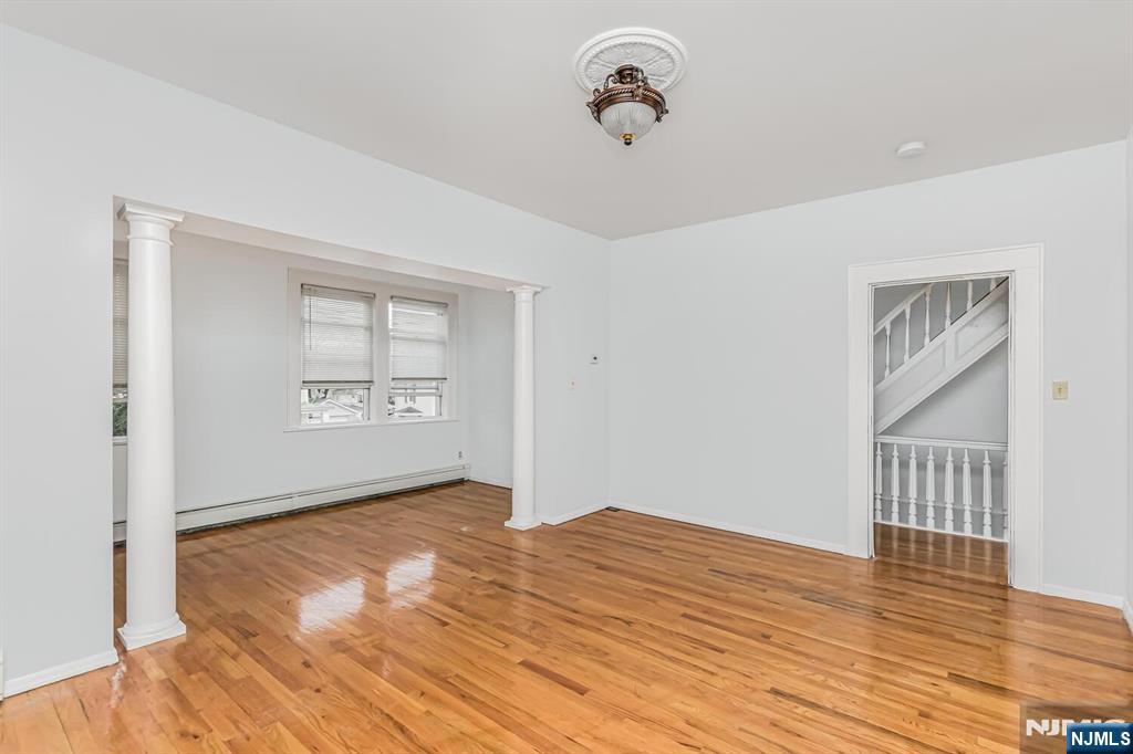 57 Clinton Place - Photo 3