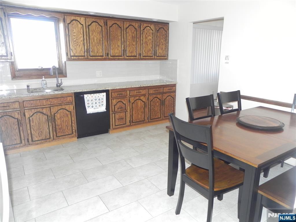 52 Wilson Street 2 - Photo 5