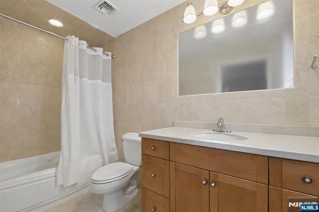 61 Columbia Avenue #C0061 — photo 18