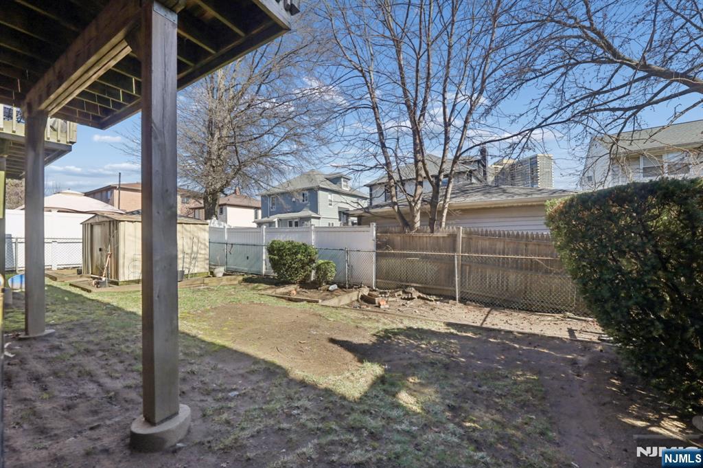61 Columbia Avenue #C0061 — photo 24