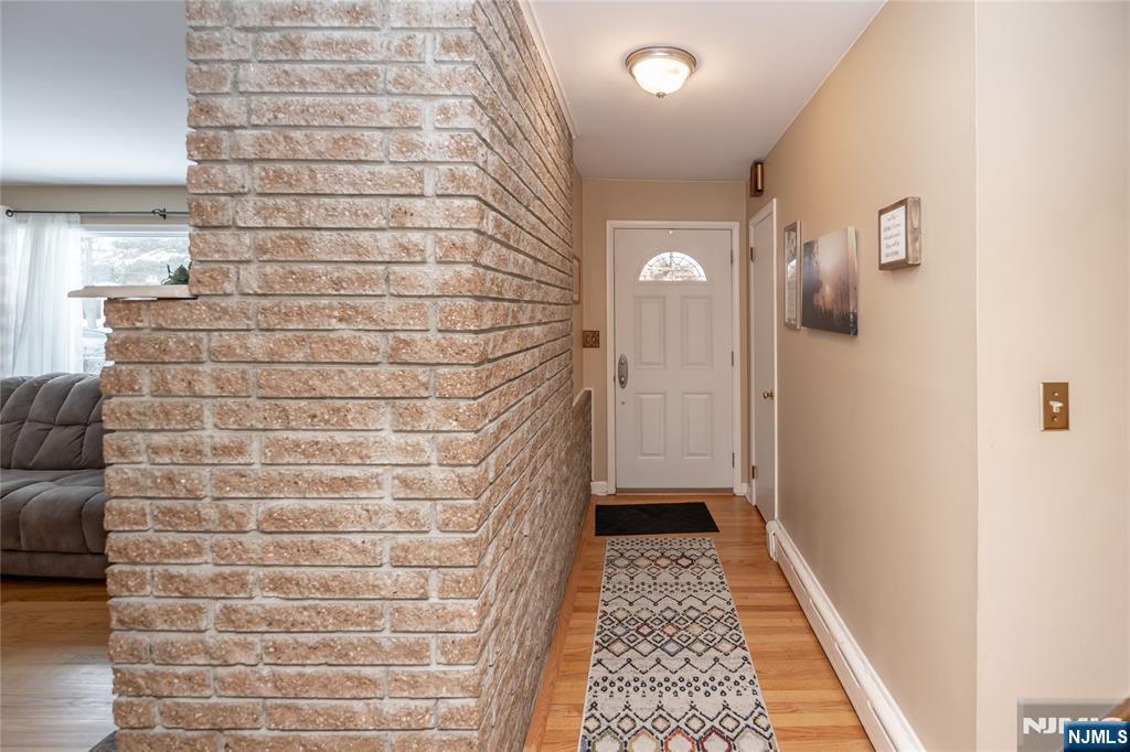 100 Eyland Avenue - Photo 4
