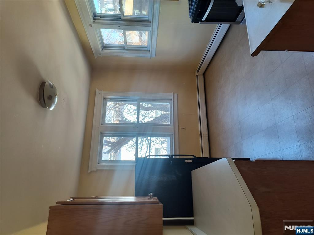 17 Laird Place - Photo 3