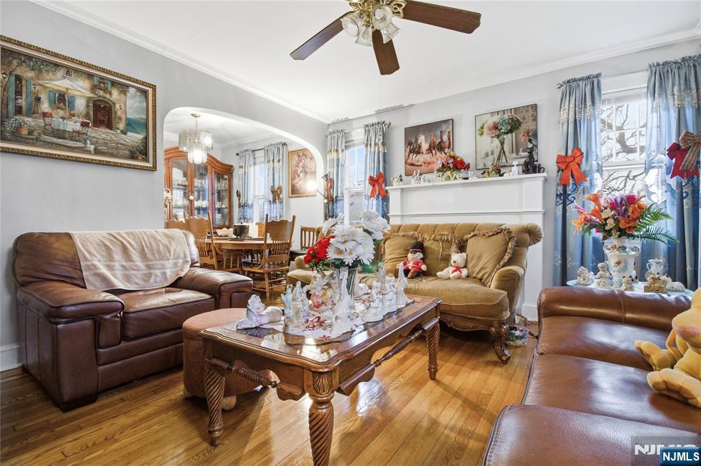 1020 Belmont Avenue - Photo 3
