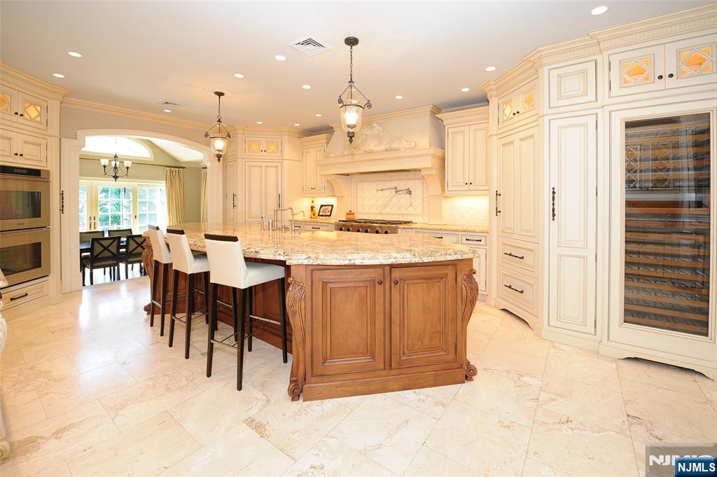 273 Joshua, Wyckoff, NJ 07481 Listing Photo  12