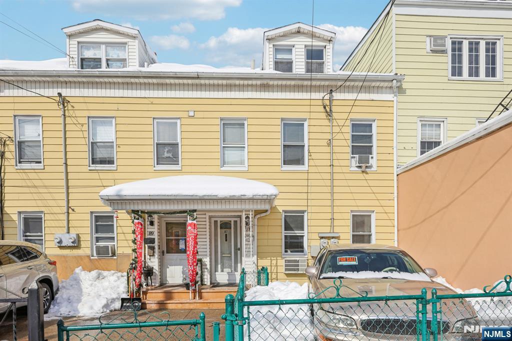 87 Union Street - Photo 2