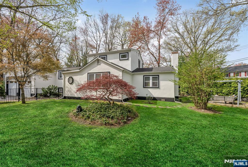 69 Colonial Road, Wayne, NJ, 07470