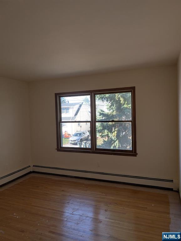 32 Wood - Photo 3