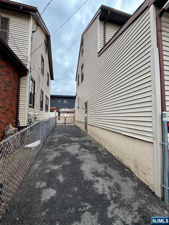 24 Hollywood Avenue - Photo 2