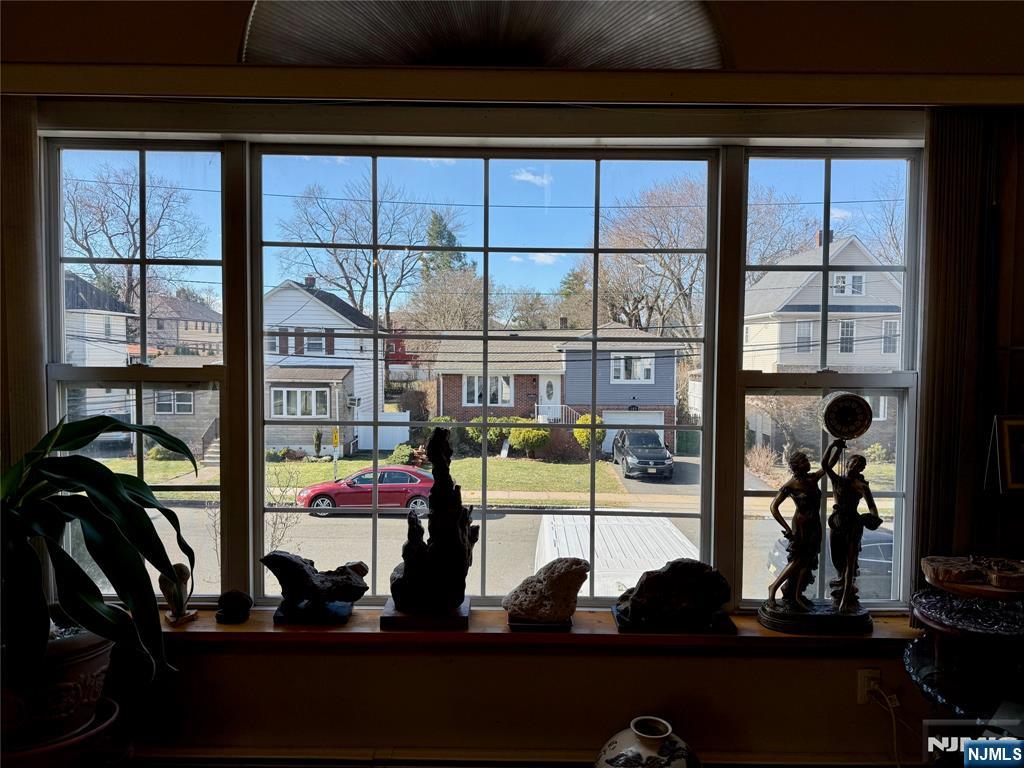 101 Phelps Avenue - Photo 3