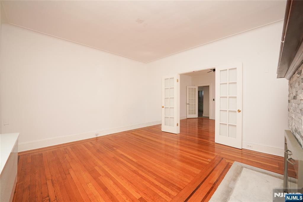 804 Fairview Lane 2 - Photo 4