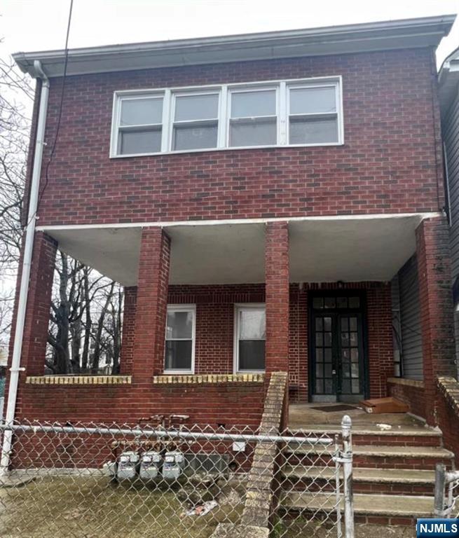 854 E 229th Street - Photo 1