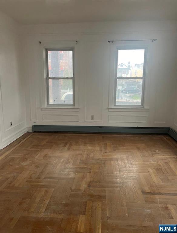 854 E 229th Street - Photo 4