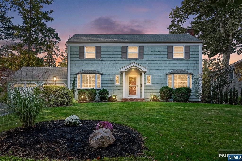 $1,299,000 Colonial