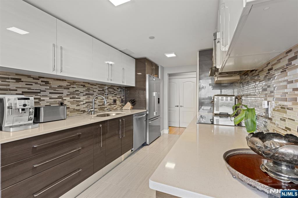 800 Palisade Avenue UNIT 1709, Fort Lee, NJ, 07024