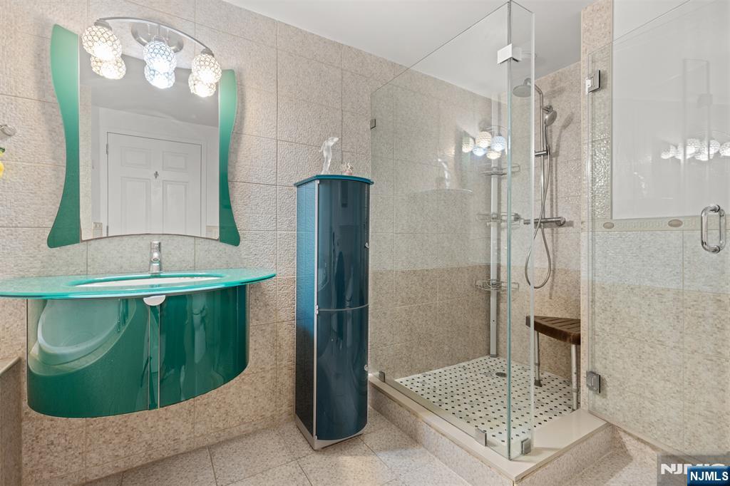 800 Palisade Avenue #1709