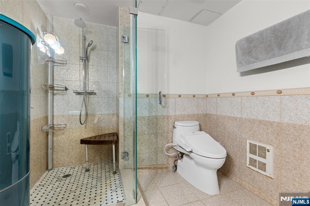 800 Palisade Avenue #1709