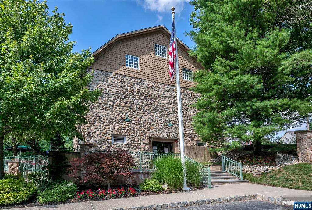 1317 Paddington Road, Mahwah, NJ 07430 Listing Photo  22