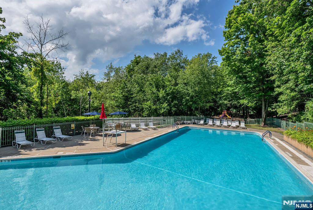 1317 Paddington Road, Mahwah, NJ 07430 Listing Photo  25