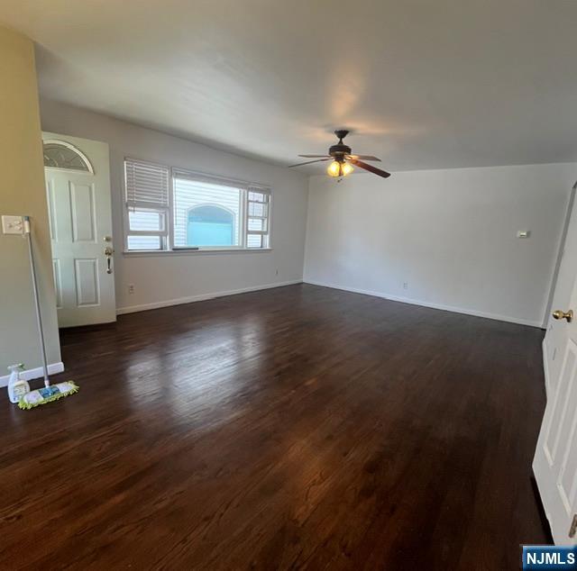 18 Mckinley Pl, Bergenfield, NJ 07621