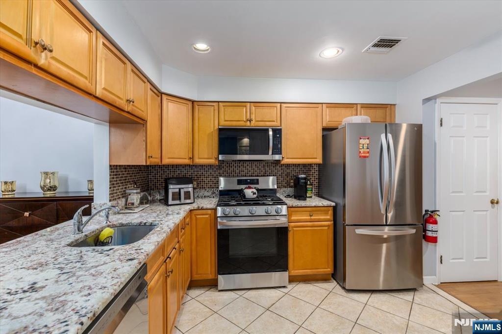 2 Crystal Lane 294 - Photo 2