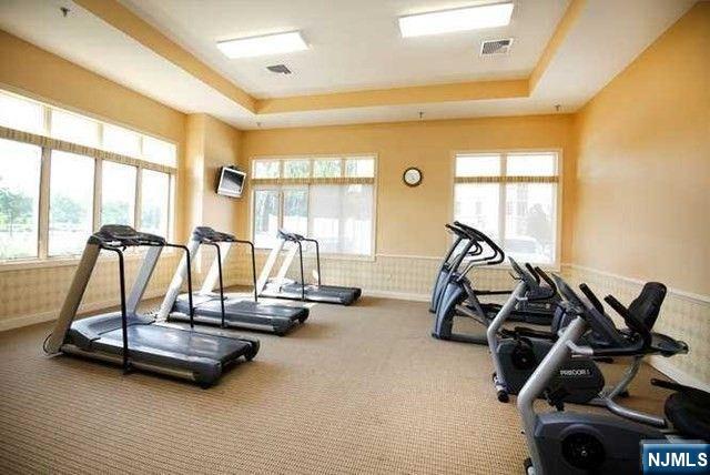2403 Windsor Park Ct #403, Englewood, NJ 07631