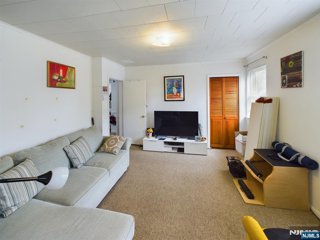 10 E Bayview Avenue, Englewood Cliffs, NJ, 07632