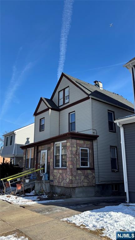 $469,000 Colonial