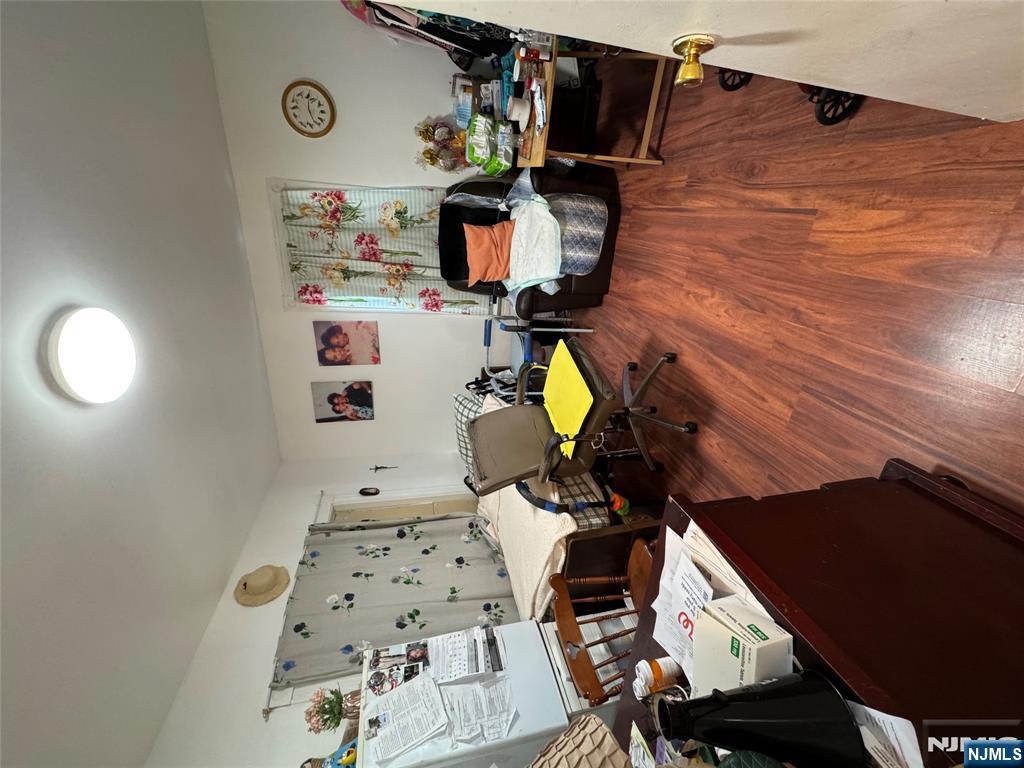 280 Lincoln Street - Photo 3