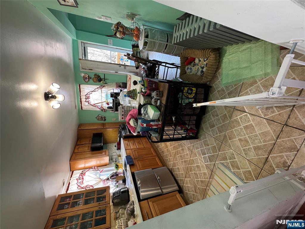 280 Lincoln Street - Photo 5