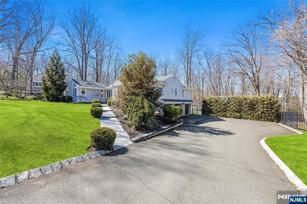19 Ivy Place, Upper Saddle River, NJ, 07458