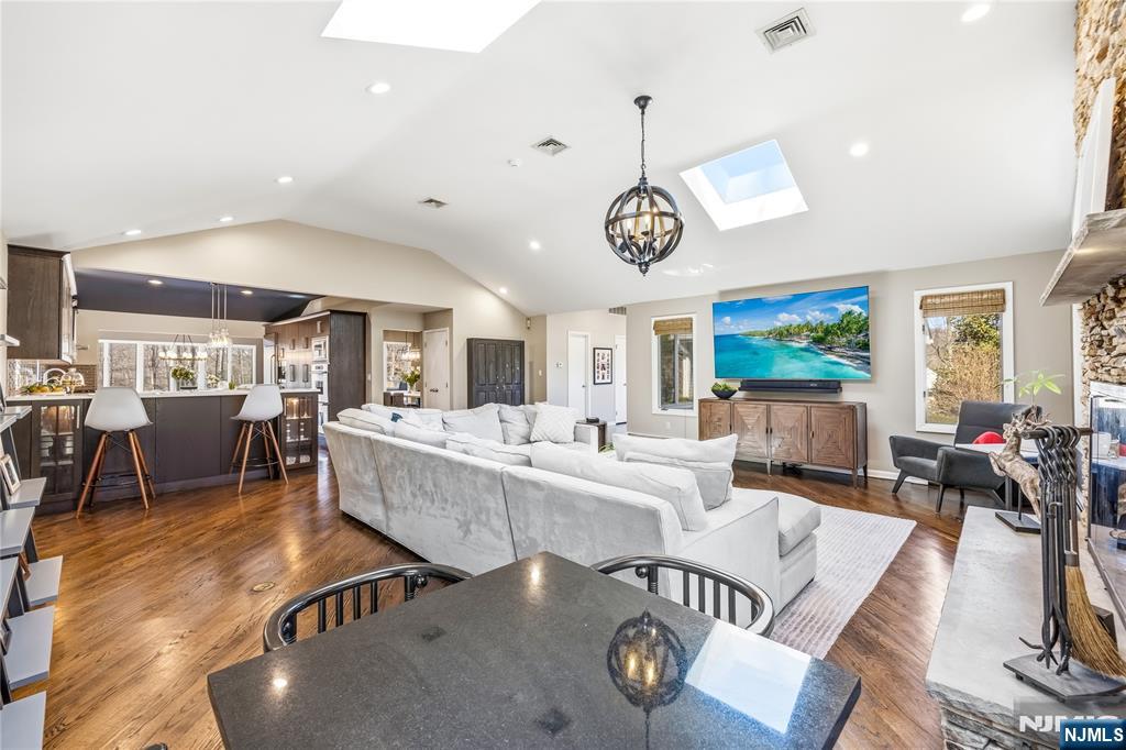 19 Ivy Place, Upper Saddle River, NJ, 07458