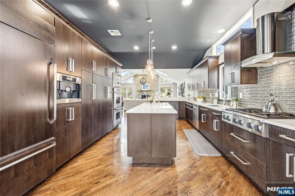 19 Ivy Place, Upper Saddle River, NJ, 07458