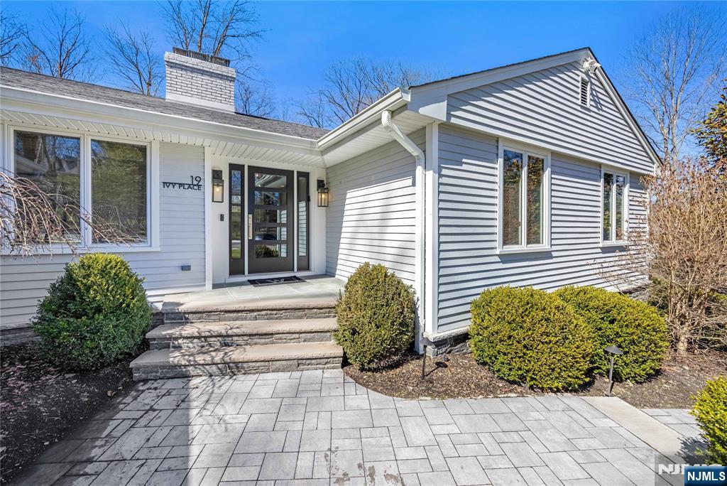 19 Ivy Place, Upper Saddle River, NJ, 07458
