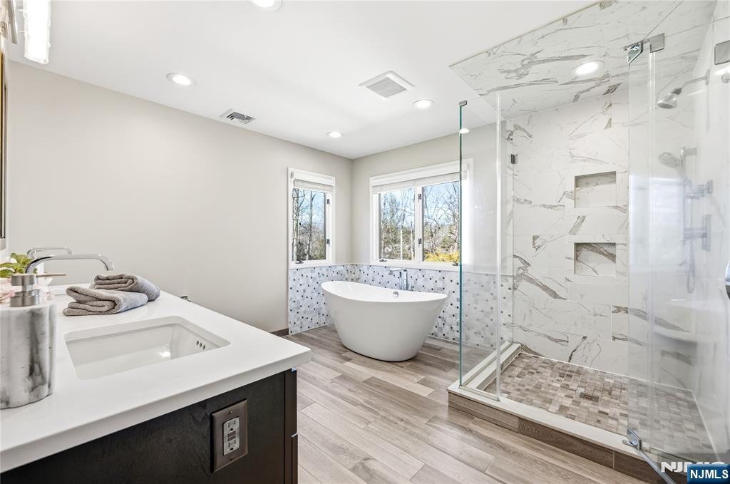 19 Ivy Place, Upper Saddle River, NJ, 07458