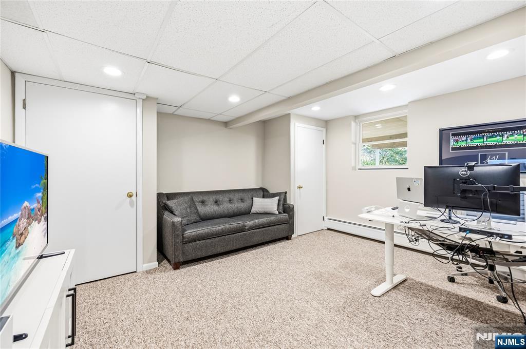 19 Ivy Place, Upper Saddle River, NJ, 07458