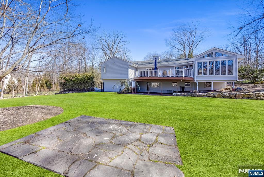 19 Ivy Place, Upper Saddle River, NJ, 07458