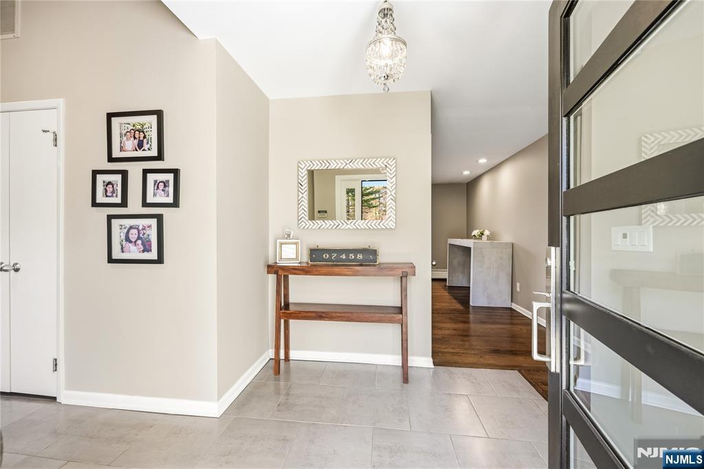 19 Ivy Place, Upper Saddle River, NJ, 07458